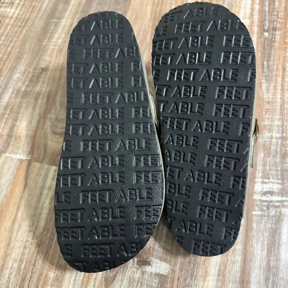 Soloever Closed Toe Sandals - Picture 4 of 5